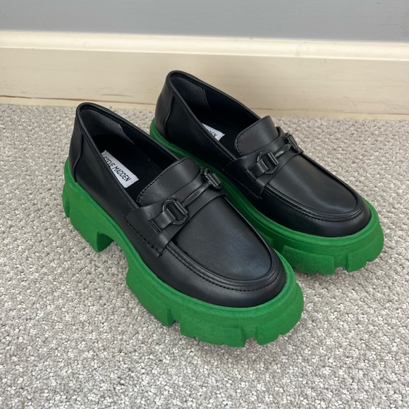 Steve Madden Women's Trifecta Loafer Size 7.5 - Picture 1 of 10